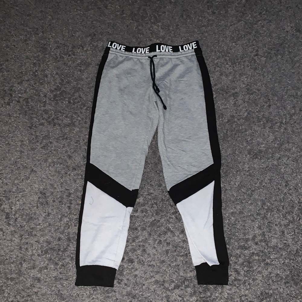 LOVE Patterned Sweatpants